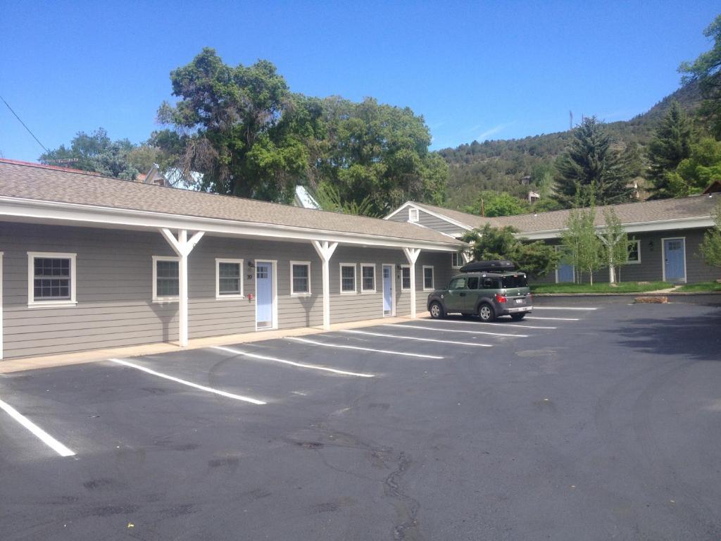 Basalt Mountain Inn Exterior photo